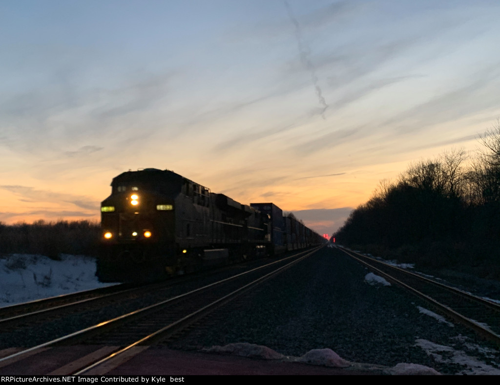 CSX 5403 on I003 